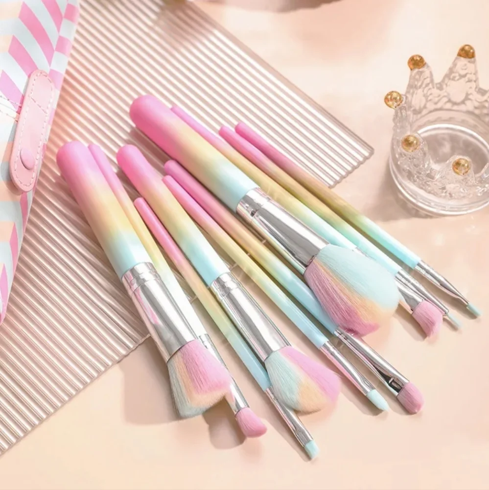 10pc. Ombre Makeup Brush Set- New.